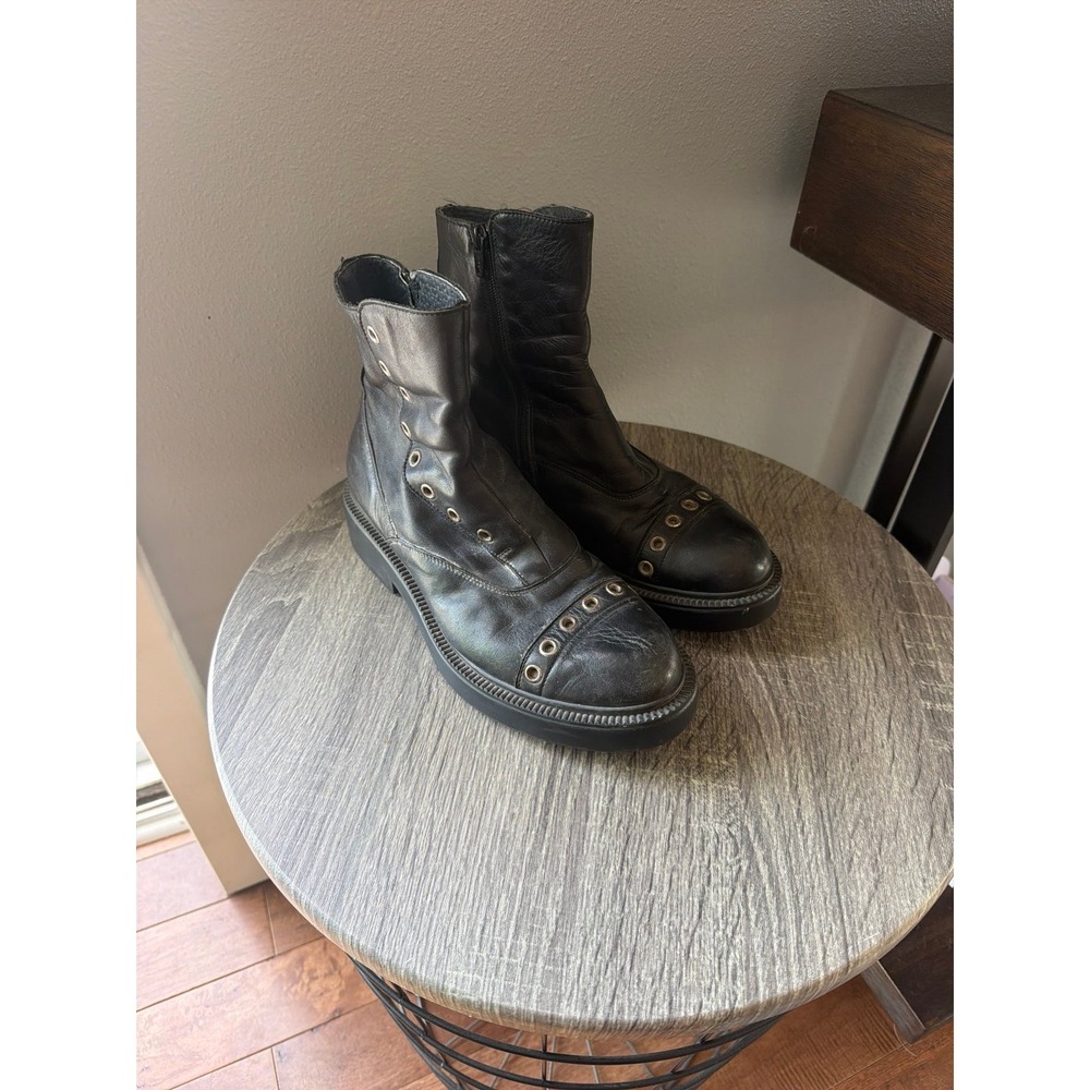piampiani boots black grommets well feet Made in Italy Size 38 7.5